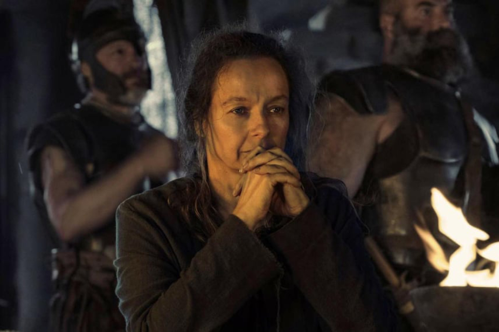 Samantha Morton como Circe