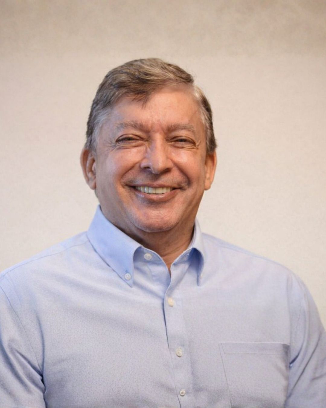 Josué Filho faz 80 anos com legado no rádio e serviço público