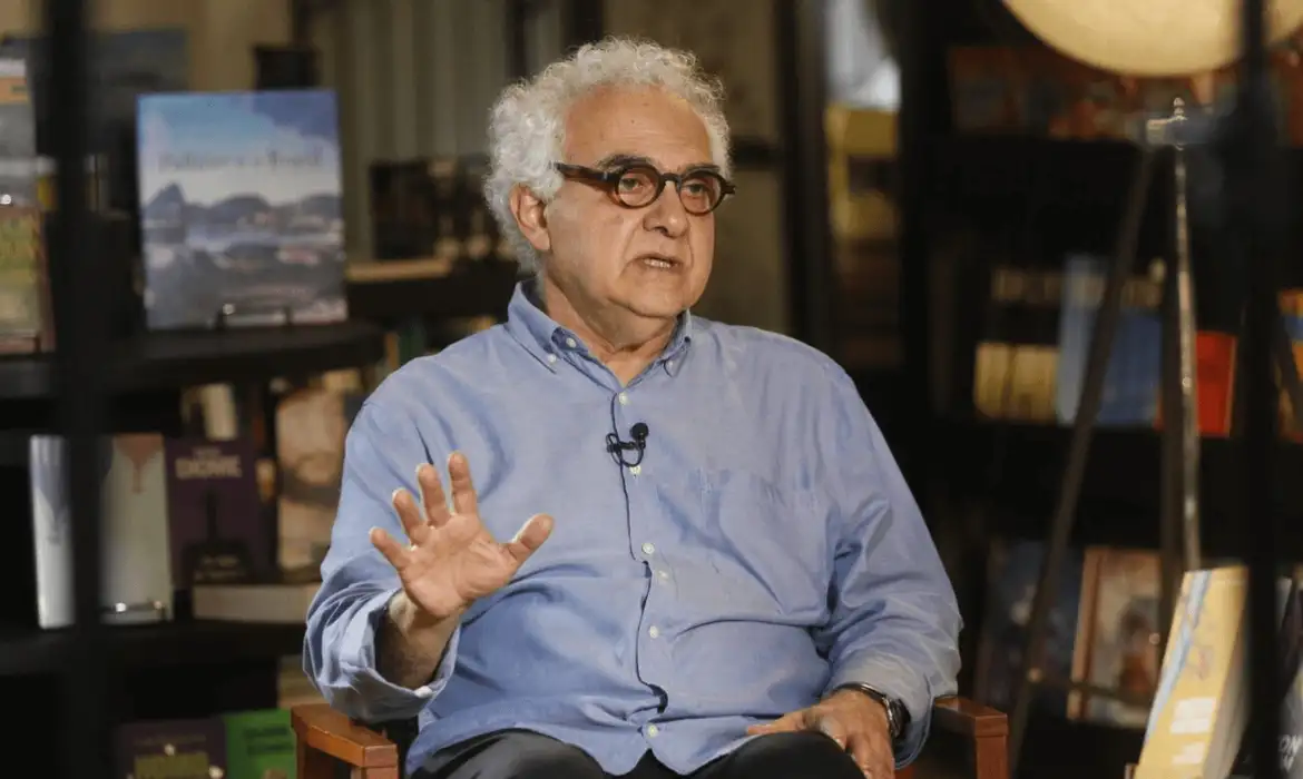 Orlando Câmara l Milton Hatoum na ABL é chamado para maior valorização da literatura amazonense