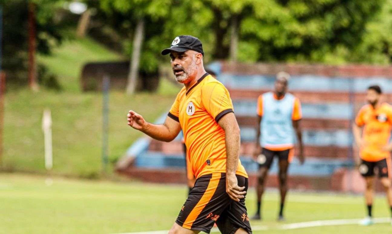 Mesmo na liderança da Série C, técnico do Amazonas diz que time precisa progredir