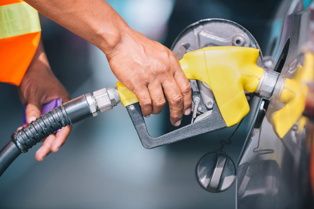 Ream eleva para maior patamar do ano preços da gasolina e óleo diesel para distribuidoras