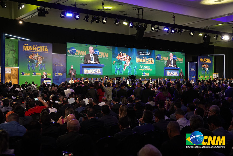 Por causa da Marcha dos Prefeitos, gestores do AM pedem adiamento de agenda de Lula no estado