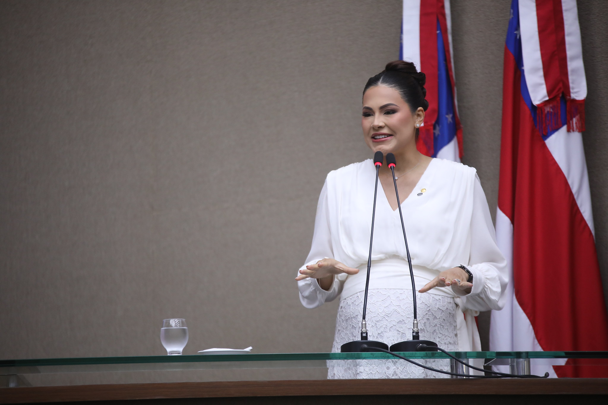 Brena Dianná toma posse como deputada estadual nesta terça-feira (2)