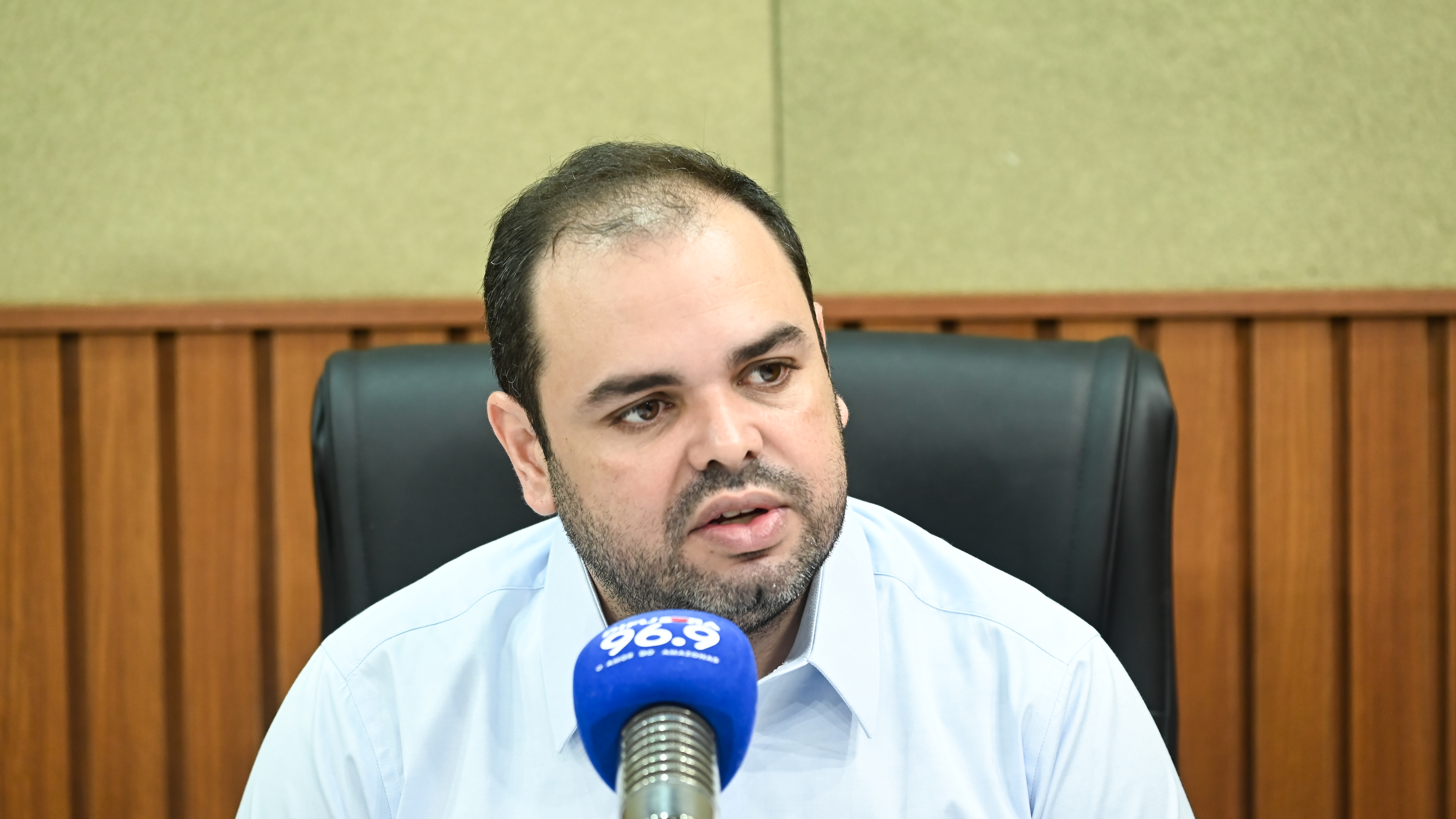 Cidade fala sobre datas-bases do estado e critica senadores e prefeito de Manaus