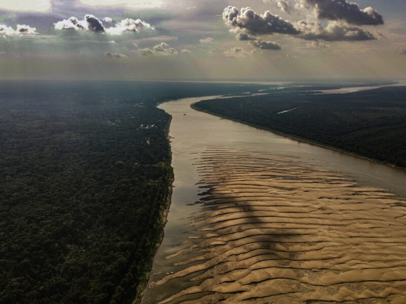 Rios da bacia do AM começam a entrar na fase de transição da cheia para vazante