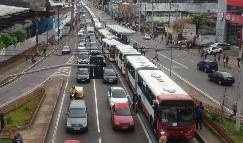 Sindicato alega atrasos em pagamentos e aprova nova greve no transporte coletivo de Manaus
