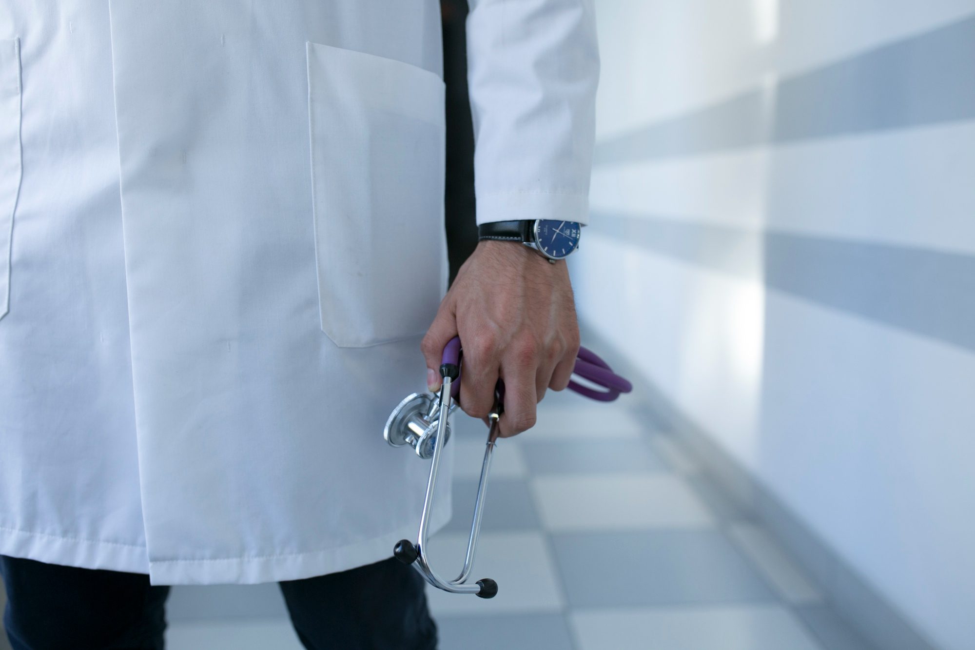 Exame de avaliação passa a ser obrigatório para exercício da medicina no Brasil