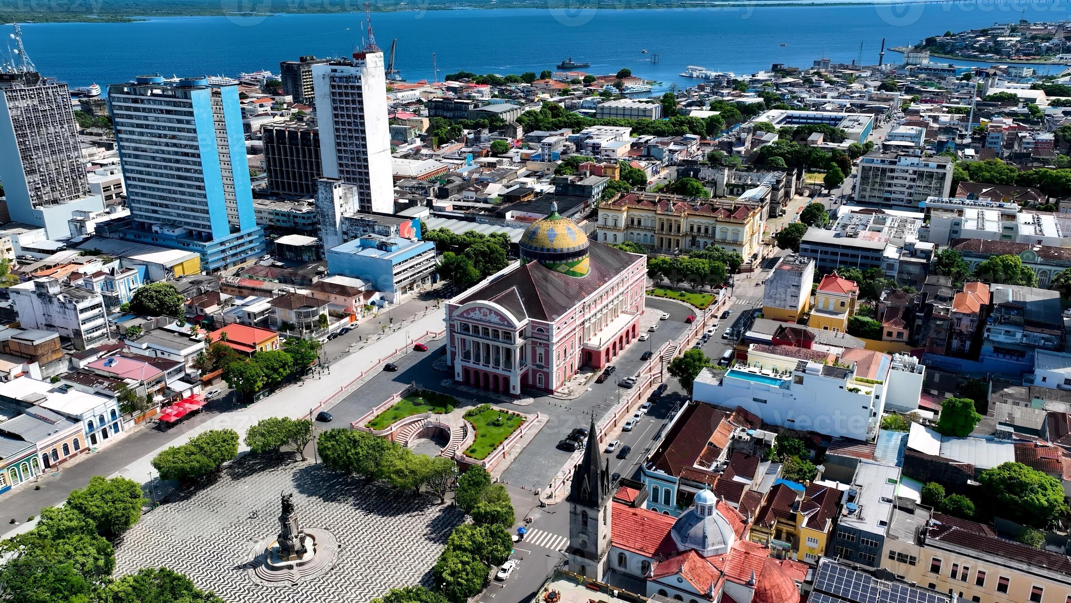 Orlando Câmara | É preciso mais que urbanismo para reviver o Centro