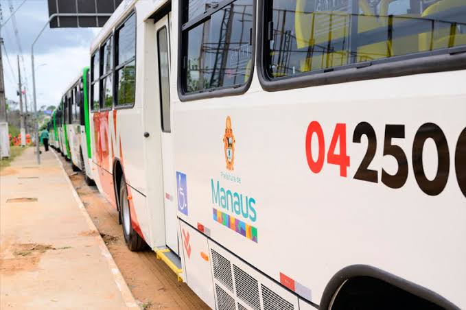 Greve nos ônibus é suspensa após pagamento de benefícios atrasados aos rodoviários