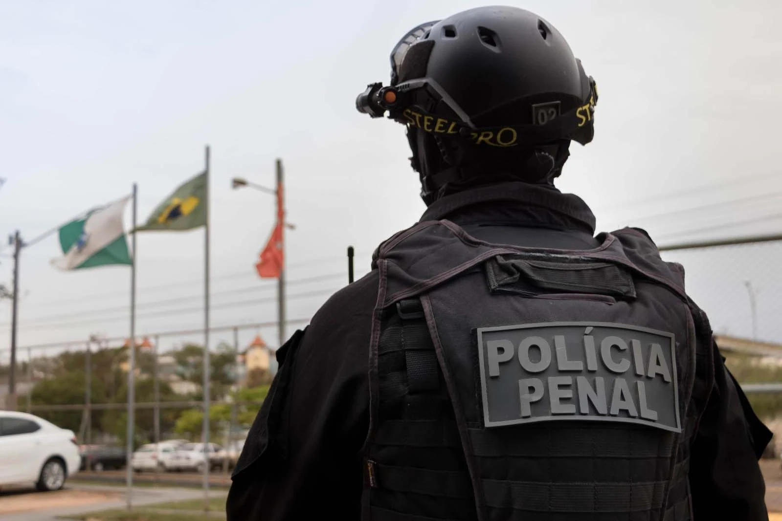 AM aparece em estudo como estado com menor efetivo de policiais penais em atividade