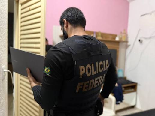 PF prende em Manaus suspeito de crimes sexuais contra crianças e adolescentes na internet