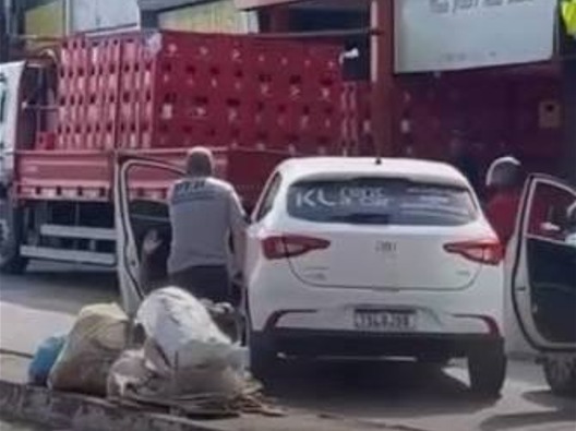 Polícia vai apurar conduta de agente flagrado atirando durante discussão no trânsito em Manaus