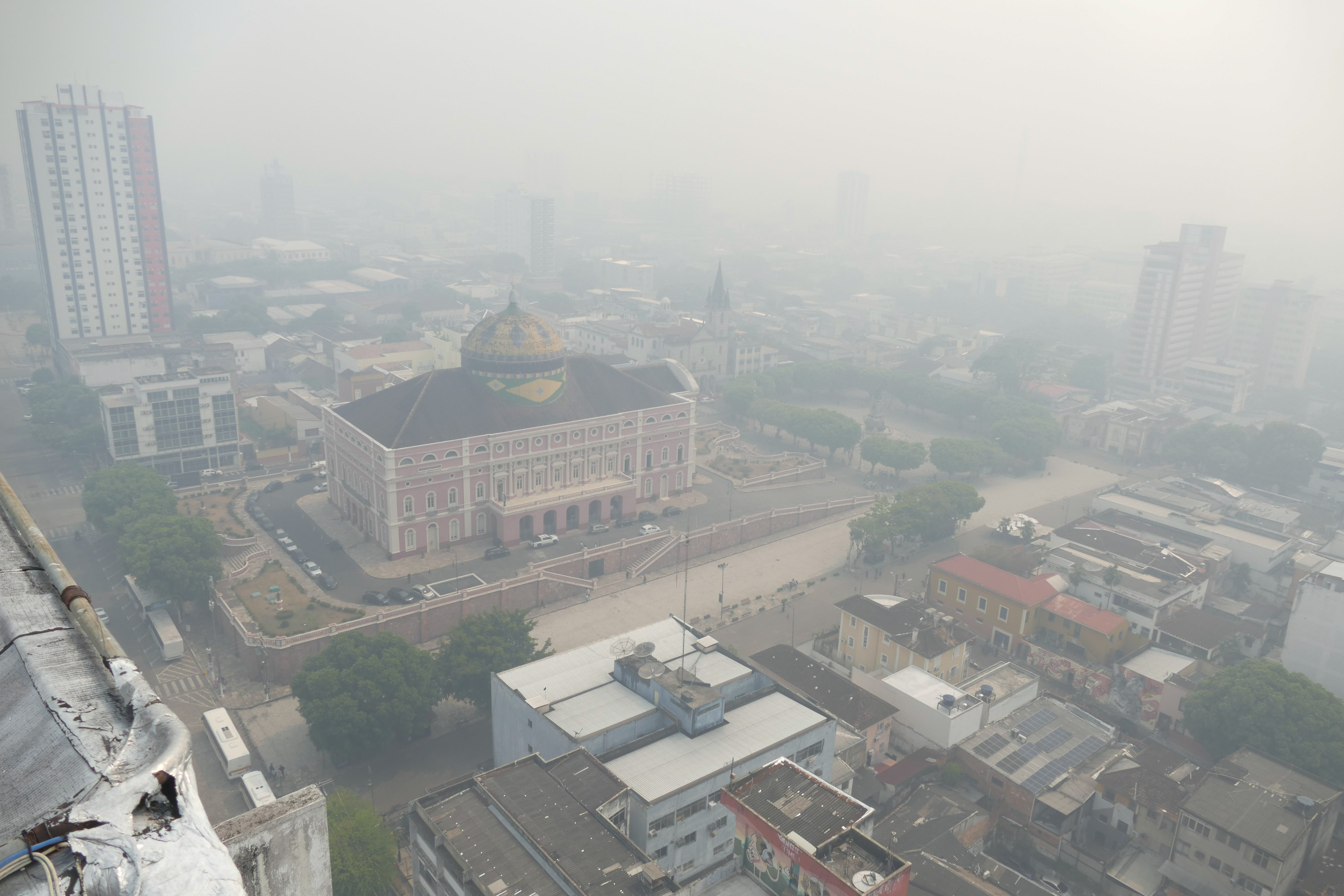 "Temporada de fumaça" no Amazonas liga alerta para saúde da população