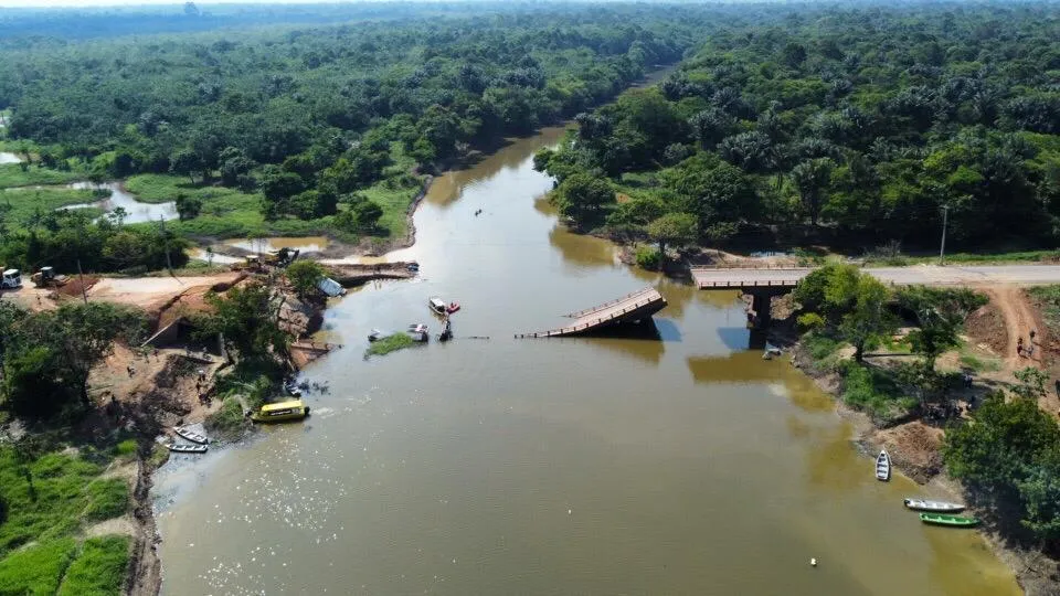 MPF leva Dnit à Justiça e pede R$ 154 milhões por desabamento de ponte na BR-319