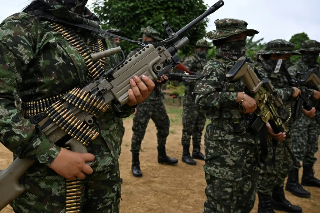 DPU aciona Governo Federal por segurança de indígenas ameaçados pelas Farc na fronteira com Colômbia