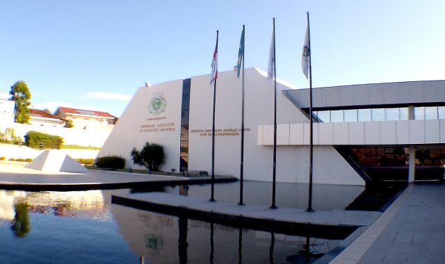 Terceirização no sistema prisional volta a ser debatida na Aleam após tumulto no Compaj