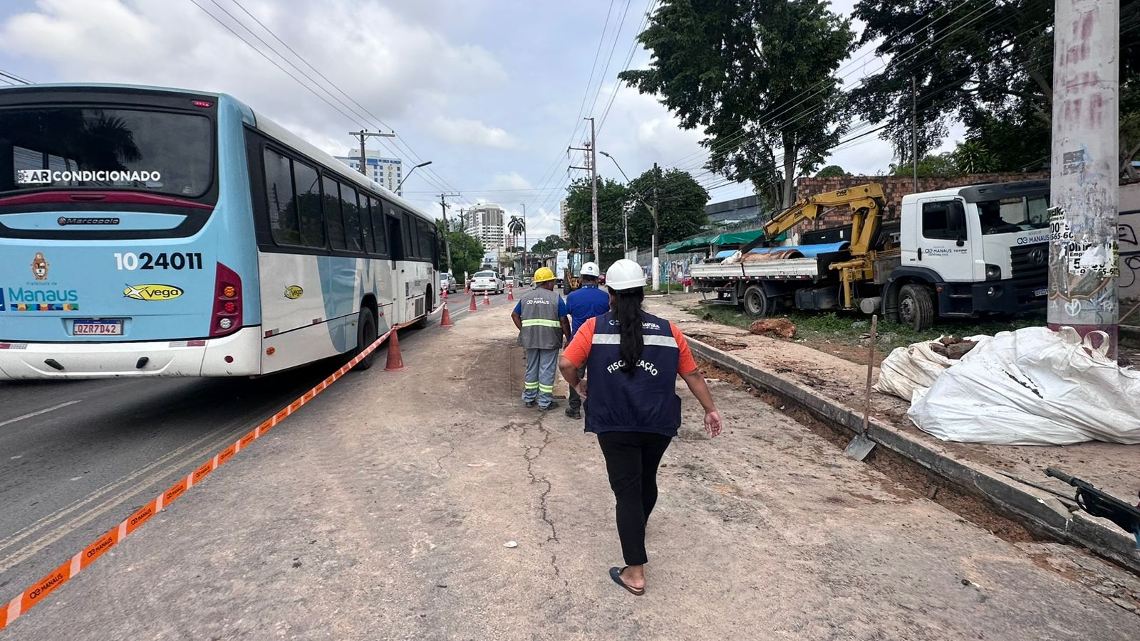 Ageman notifica Águas de Manaus após rompimento de adutora na Torquato