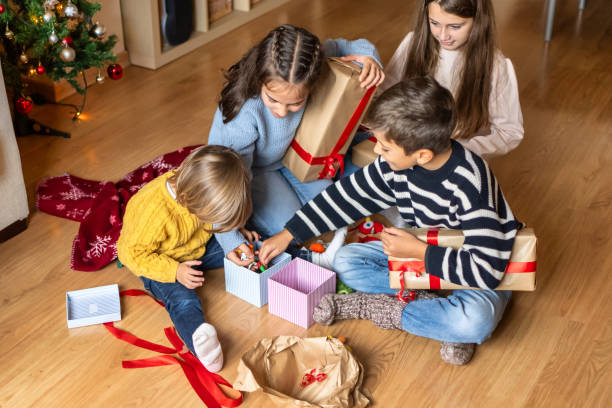 Dias das crianças: presente em loja física ou market place?