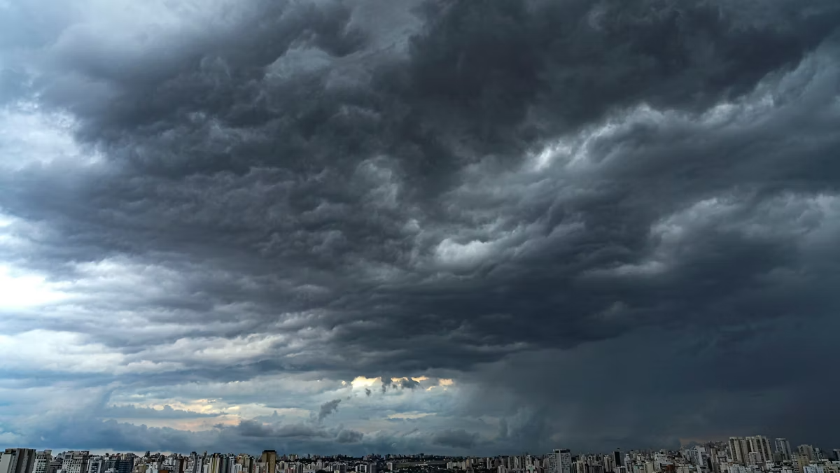 Manaus e cidades do interior seguem em alerta de tempestades, aponta Inmet