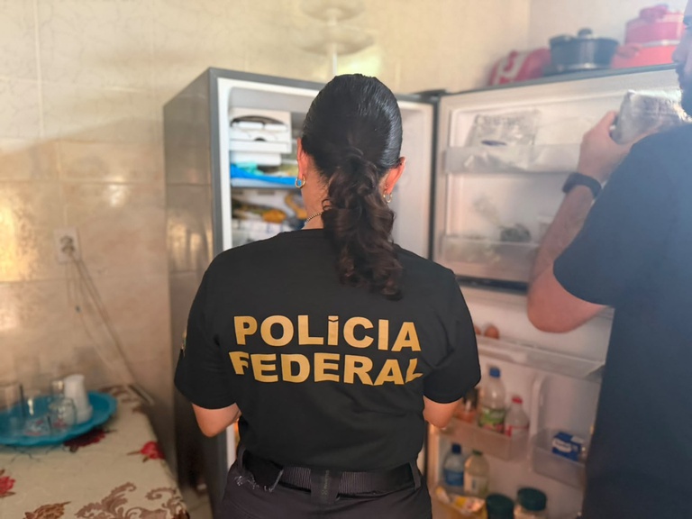 Polícia Federal apreende anabolizantes e remédios para emagrecimento em Tabatinga