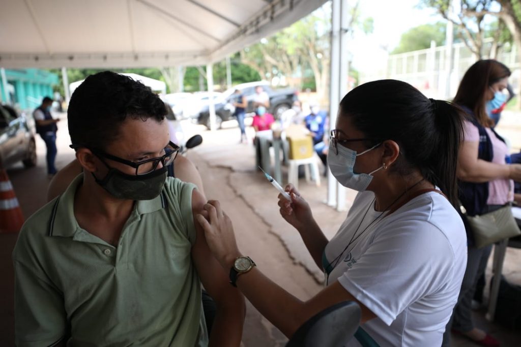 Até essa sexta-feira, 09, mais de 2,2 milhões de doses são aplicadas no Amazonas de vacinas contra a Covid-19