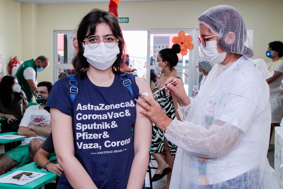 Vacinação contra a Covid-19 em Manaus tem 17 pontos de imunização