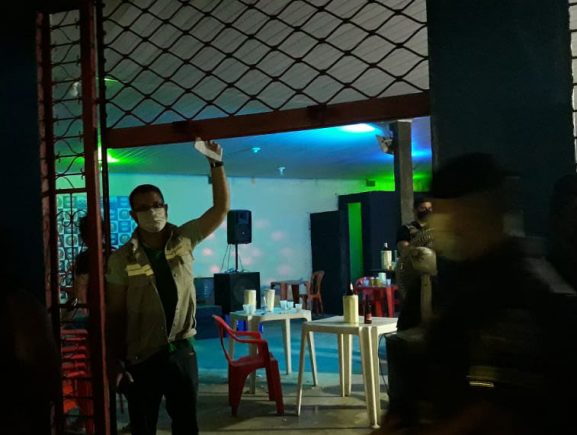 Bares e eventos são fechados pela cif em Manaus
