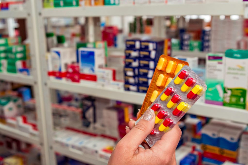 AM registra crescimento de 35% em número de novas farmácias instaladas de 2020 para 2021