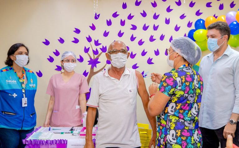Por falta de doses, campanha de vacinação contra influenza e sarampo não avança em Manaus