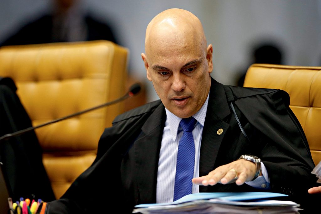 Alexandre de Moraes concede liminar que suspende efeitos de decretos que ameaçam a ZFM