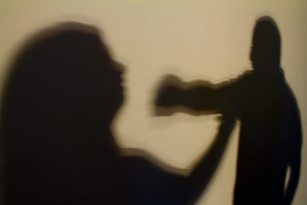 Polícia pede prisão de homem suspeito de agredir várias mulheres em Manaus