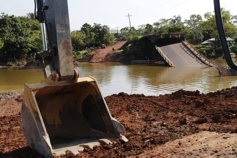Obras na BR-319 avançam e passagem pelo rio Curuçá já pode ser feita via balsas, afirma DNIT