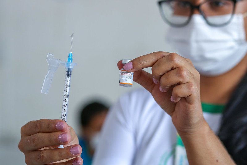 Em meio a aumento de casos, Manaus oferece 83 pontos de vacinação contra covid até a sexta-feira (28)