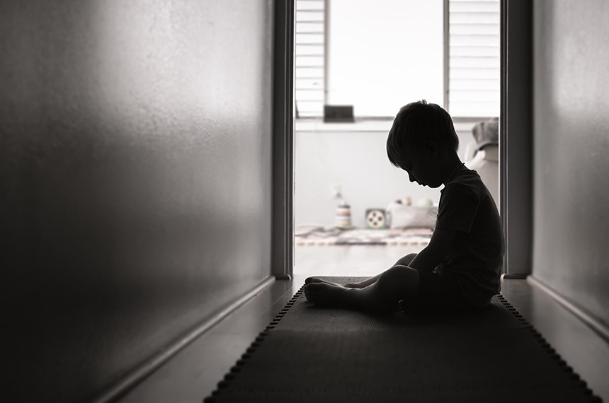 Punições e castigos físicos em crianças e adolescentes ainda geram debates. Saiba a opinião de especialistas