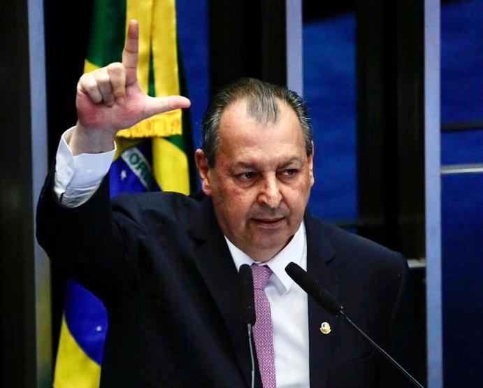 Rosiene Carvalho l “Deus vai te pegar, Bolsonaro”, diz Omar Aziz em primeiro discurso no Congresso após a reeleição