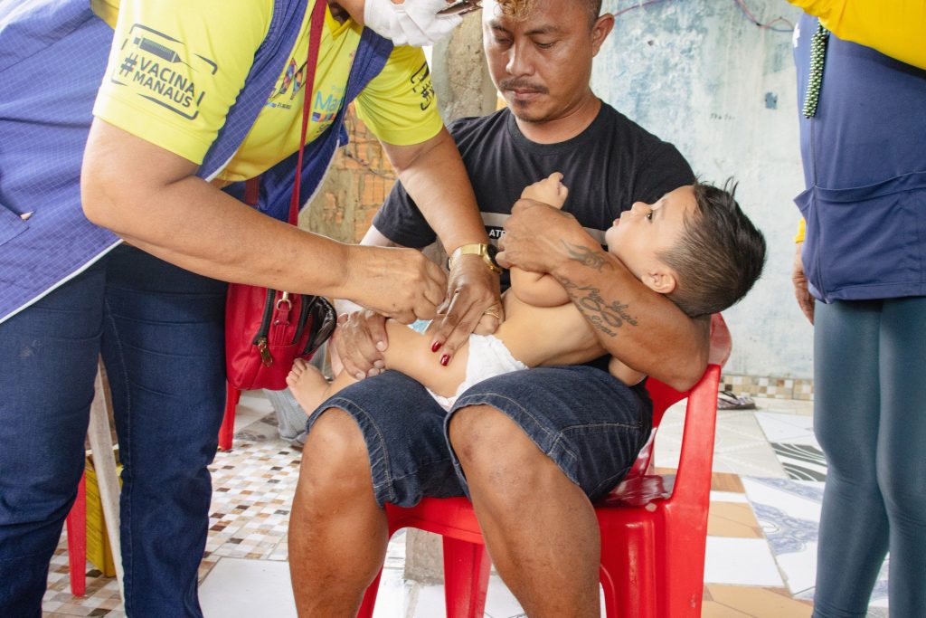 Covid: Manaus inicia sexta-feira (18) vacinação de crianças com idade a partir de seis meses