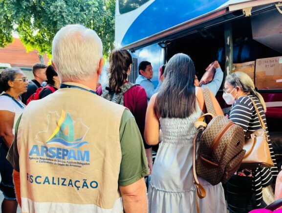Cerca de 27 mil pessoas deixaram a capital amazonense no feriado de proclamação da república, segundo Arsepam