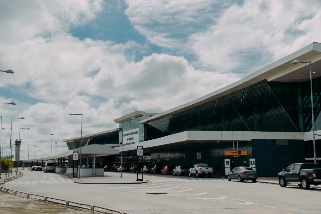 Homem é preso no aeroporto de Manaus por importunação sexual contra adolescente
